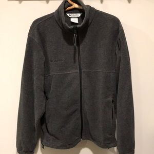 Columbia Grey Fleece. Size Medium